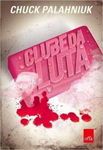 O Transtorno de Dupla Personalidade ou Transtorno Dissociativo de Personalidade é considerado uma condição mental onde uma pessoa demonstra traços de duas ou mais personalidades, tendo cada uma, uma maneira diferente de interagir e lidar com o meio onde está inserida.